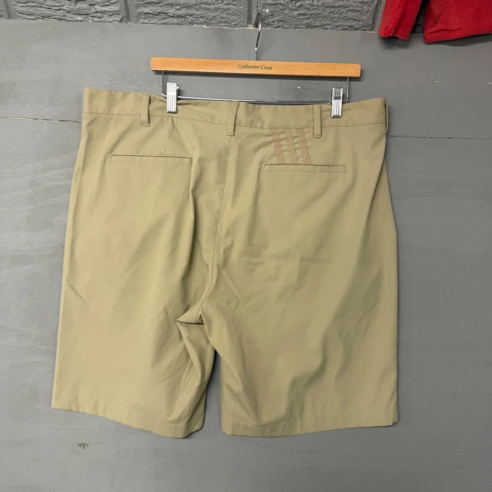 Adidas Golf Shorts Mens 40 Khaki Tan‎ Flat Front Performance Activewear 5205